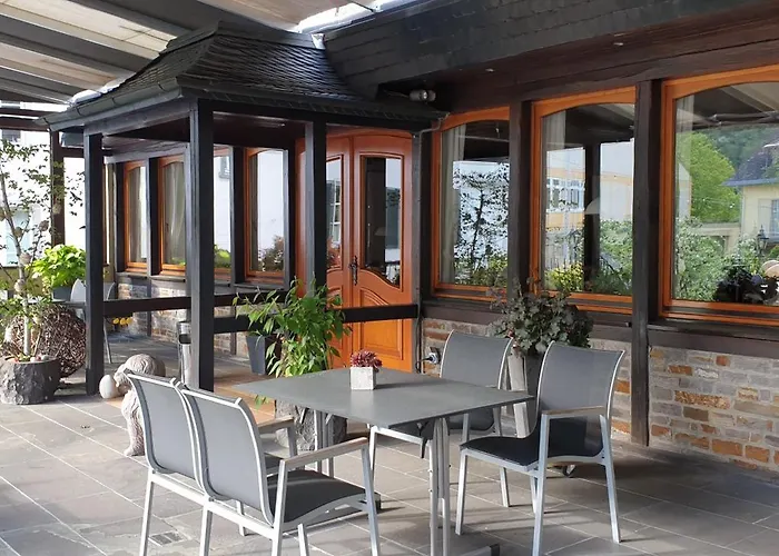 Hotel Gaestehaus Serwazi-zenzen *