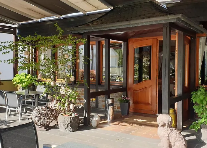 Hotel Gaestehaus Serwazi-zenzen Mesenich